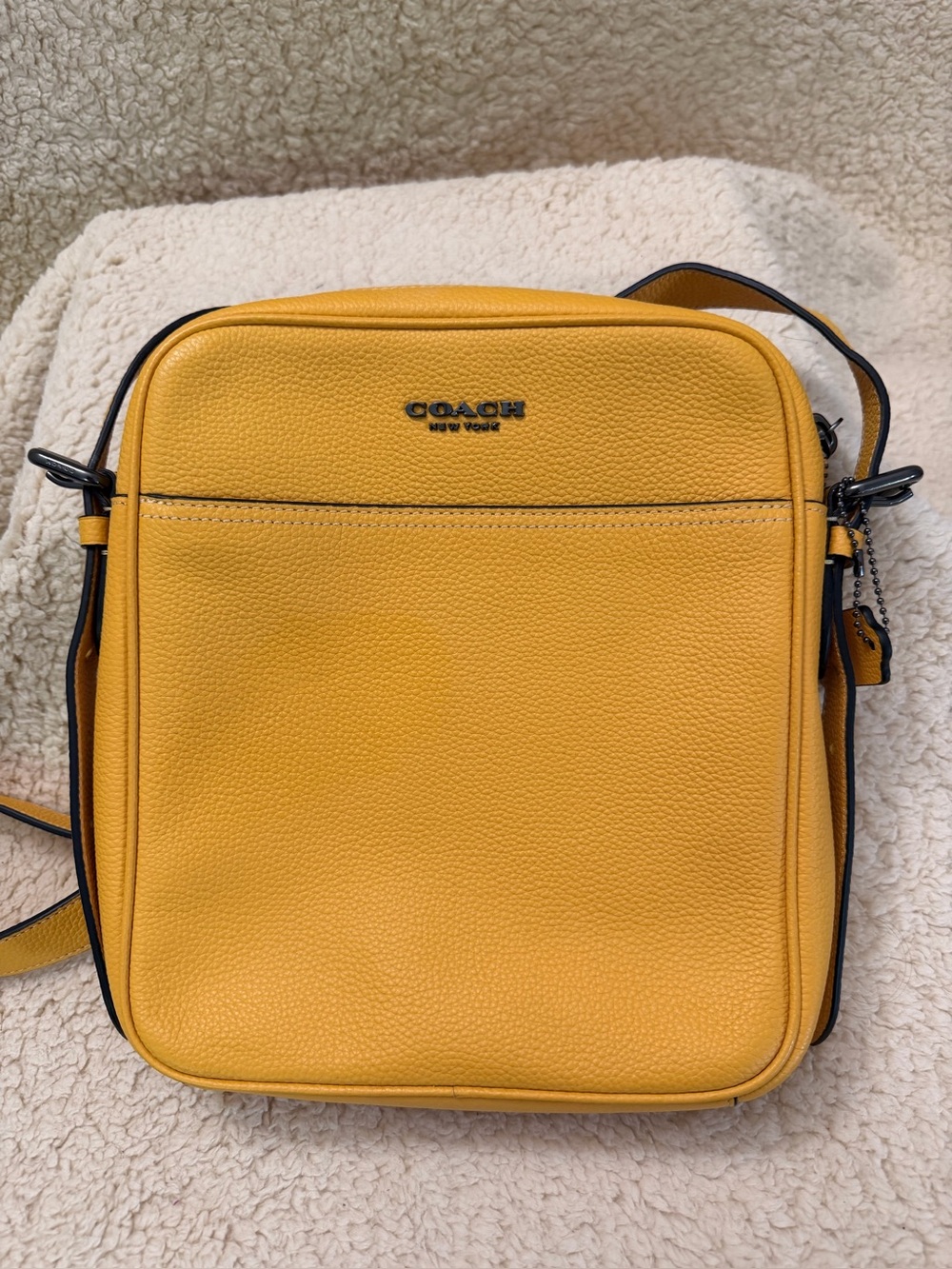 Coach Hudson Crossbody 21 in Yellow/Flax